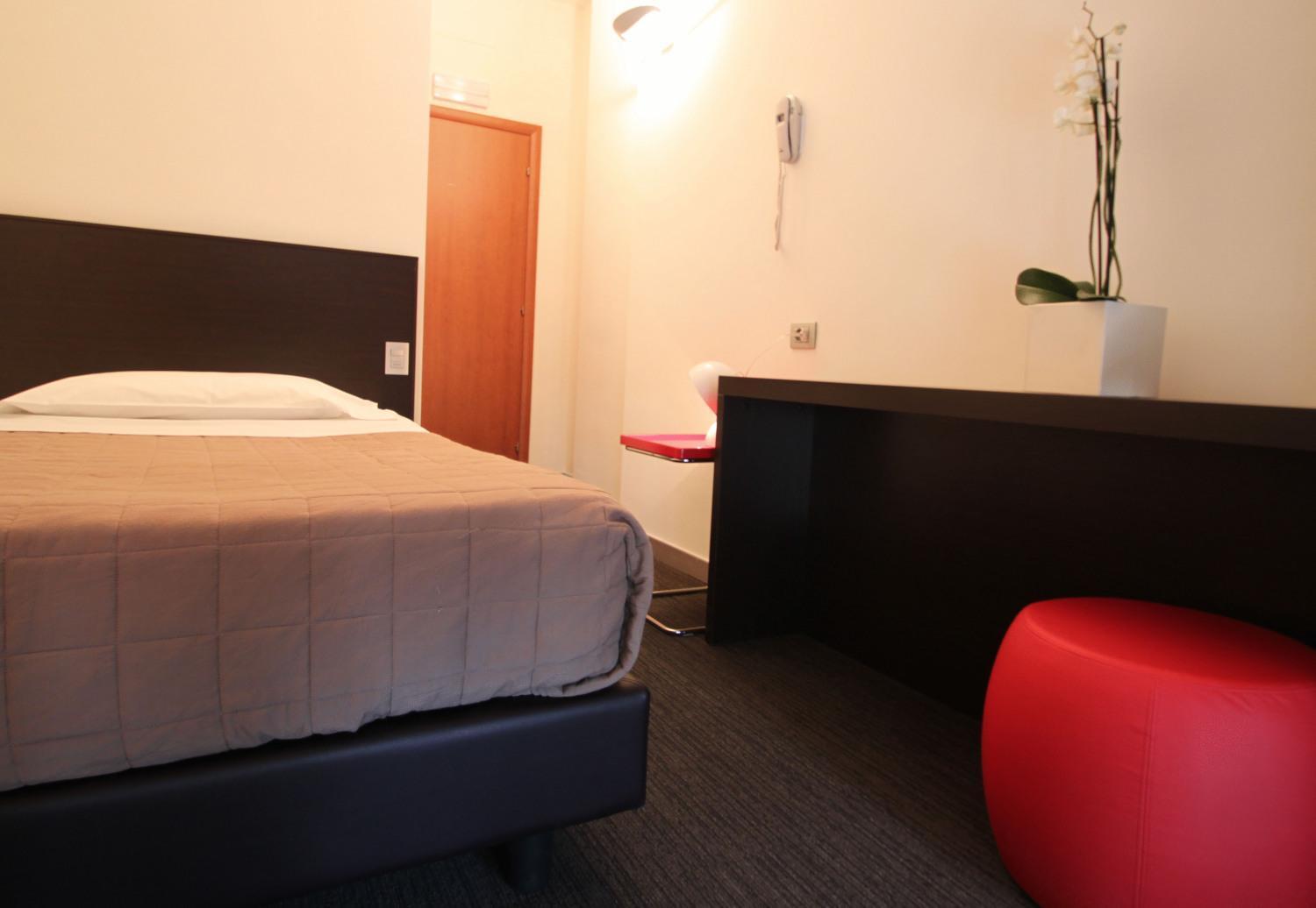 Hotel Firenze Saronno Extérieur photo