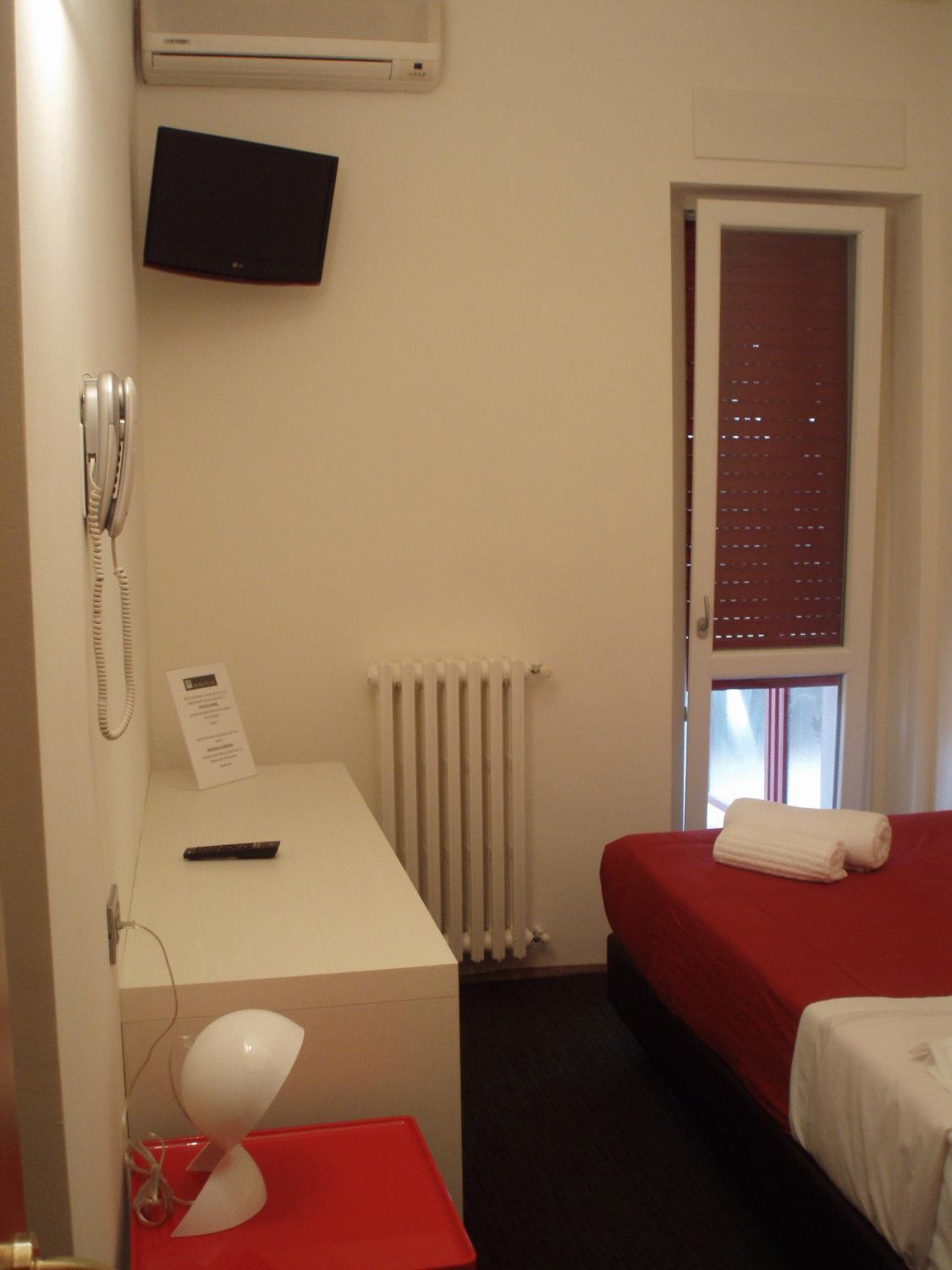 Hotel Firenze Saronno Extérieur photo