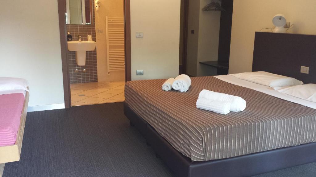 Hotel Firenze Saronno Chambre photo